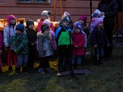 Rozsvícení vánočního stromu u MŠ